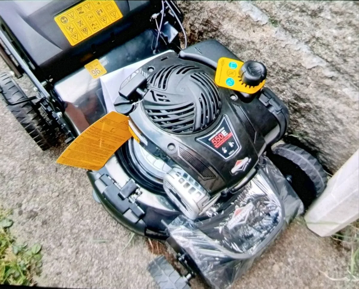 Briggs brand new selfpropelled mower 46cm-18" - Image 3