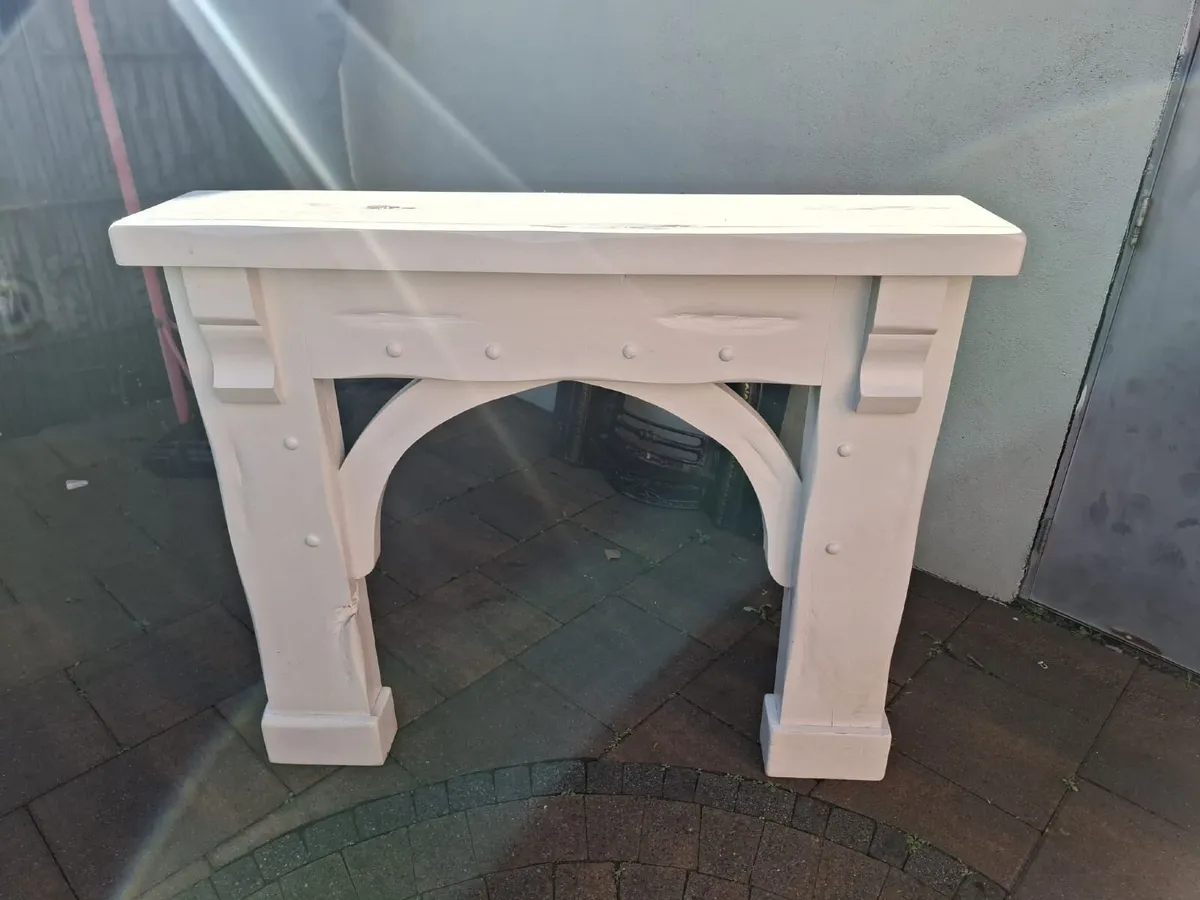 FREE: Fire Surround and Mantle Piece - Image 4
