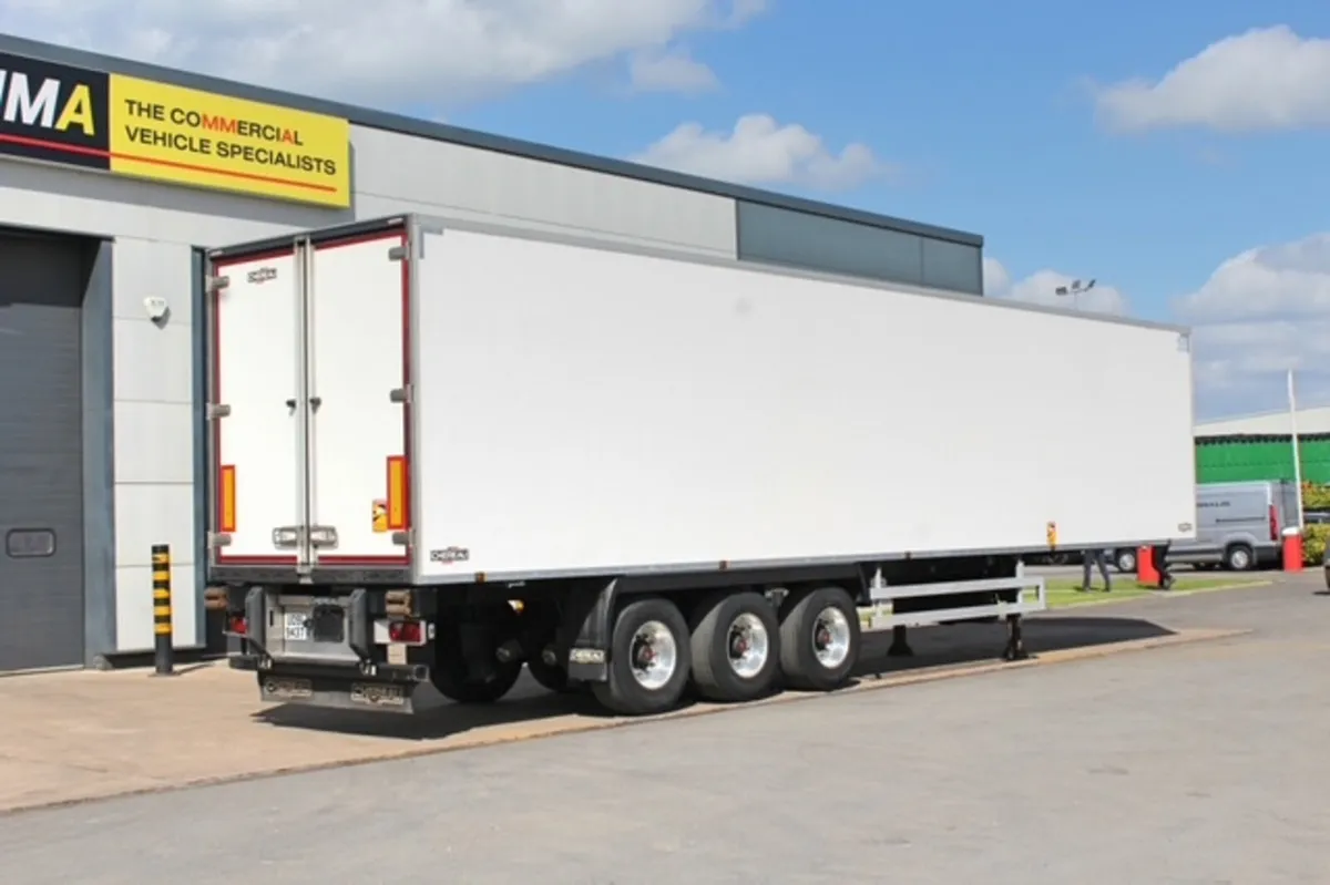 2022 CHEREAU TRI-AXLE FRIDGE TRAILER - Image 4