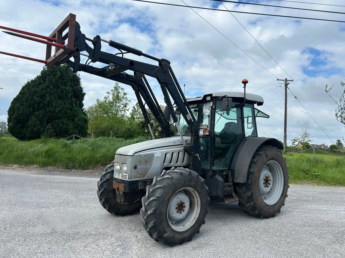 2007 Lamborghini R3.95 with Loader - Image 1