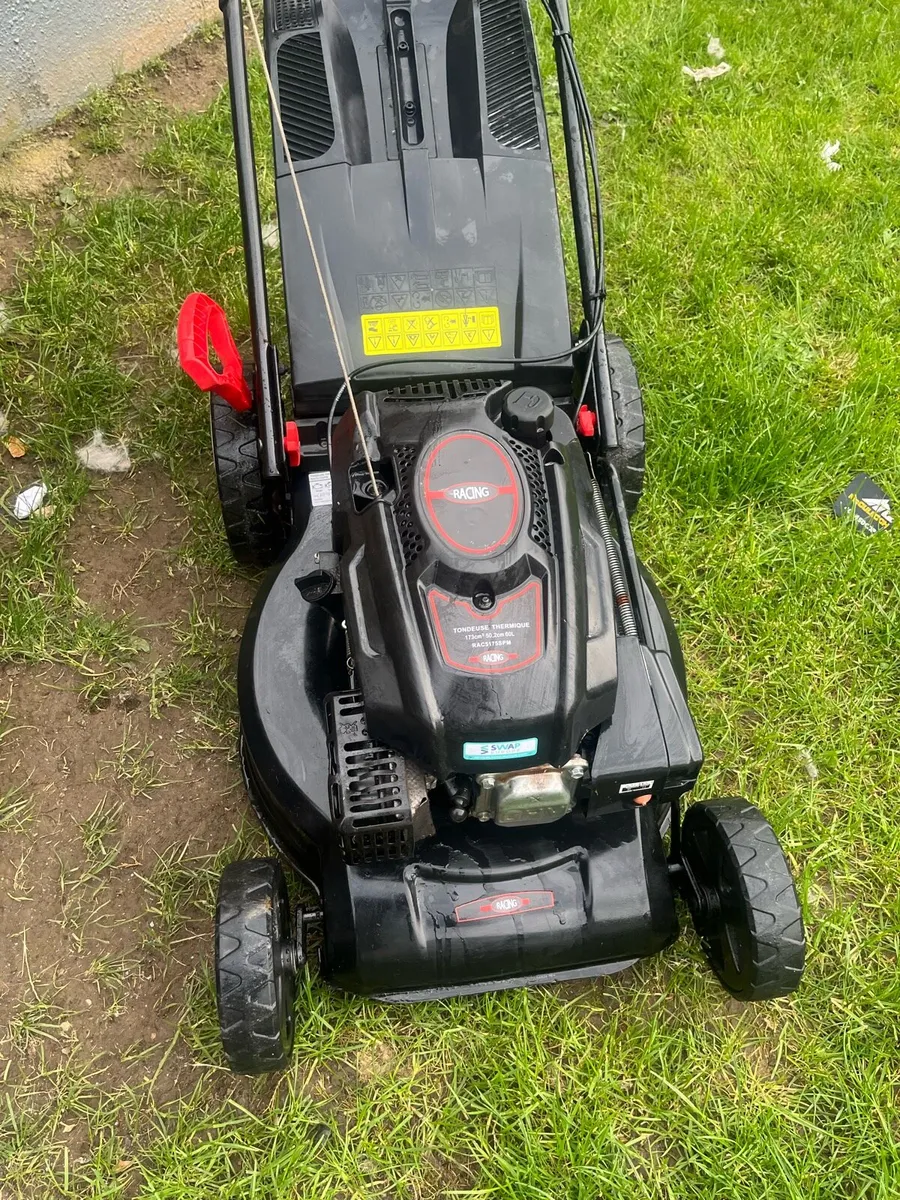 Lawnmower - Image 3