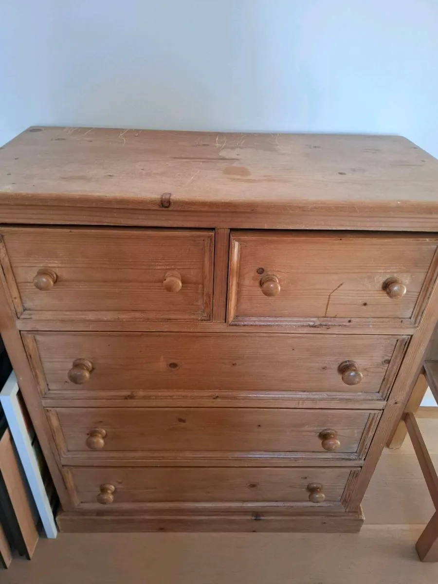 Single bed frame and furniture - Image 2