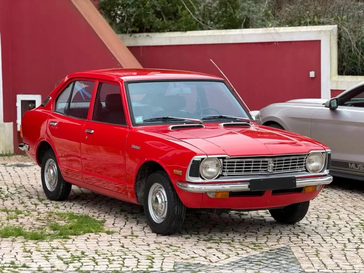 Toyota corolla ke 20