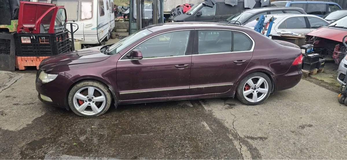 Skoda Superb - PARTS - Image 2