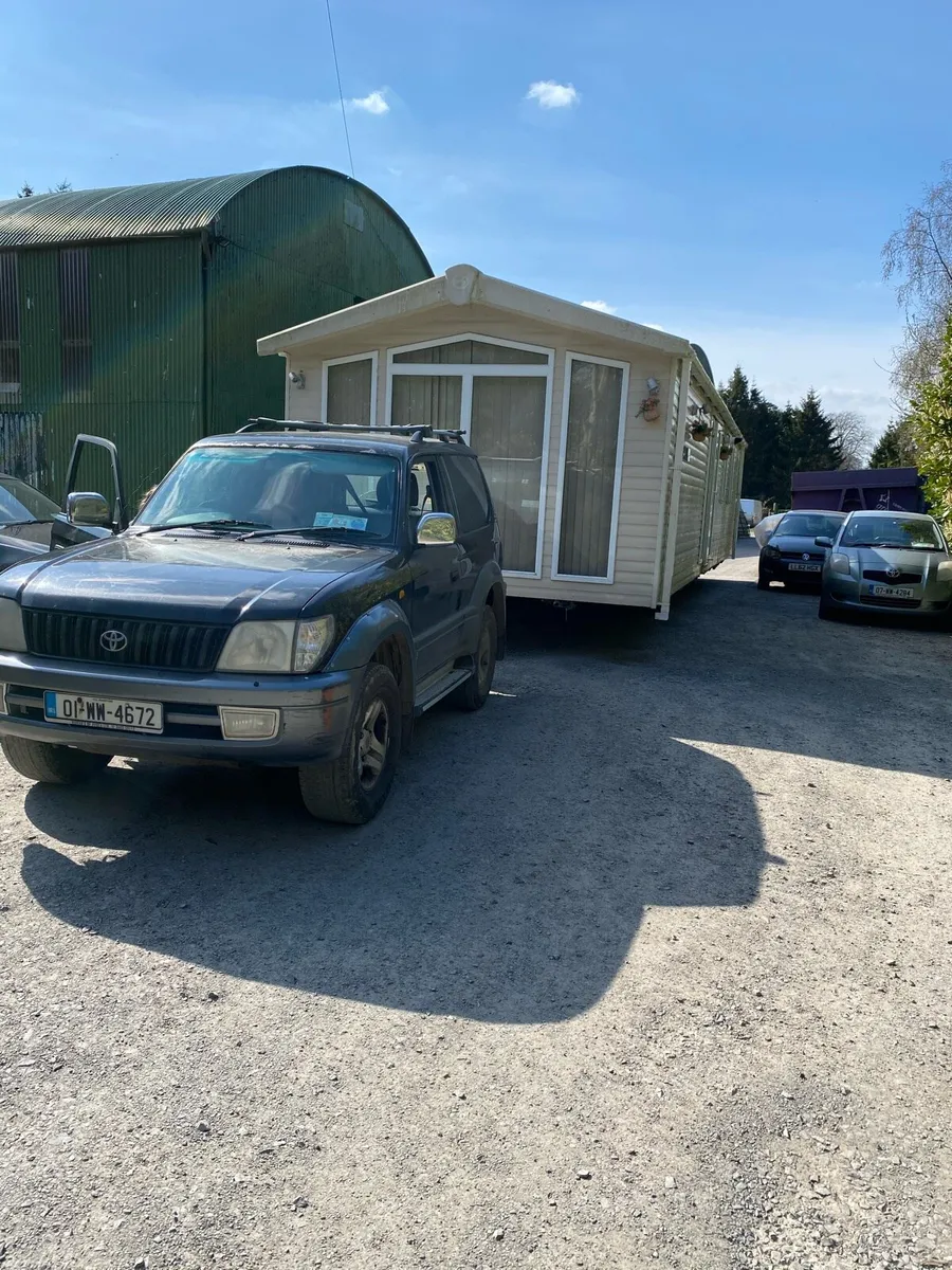 Toyota landcruiser - Image 2