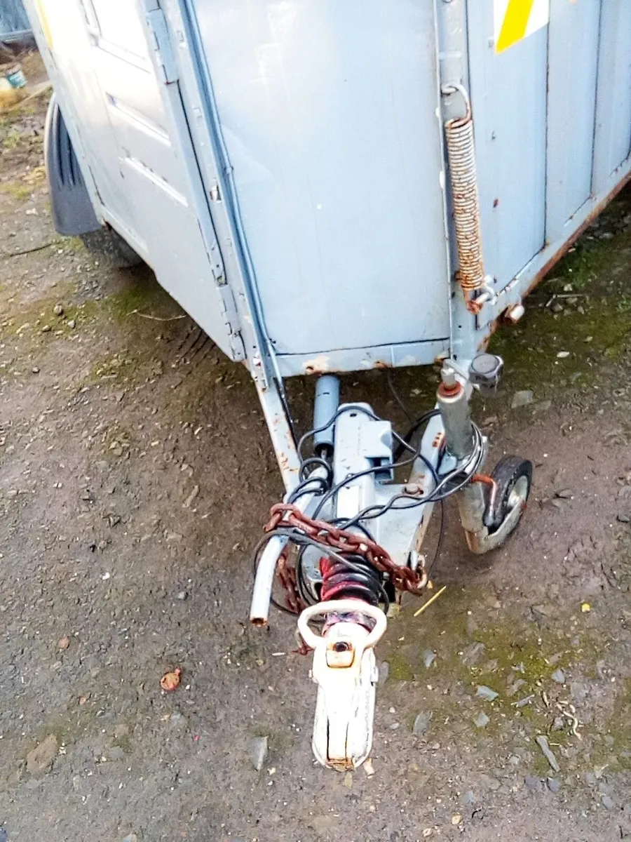 "RICE" twin horse box, very good condition - Image 2