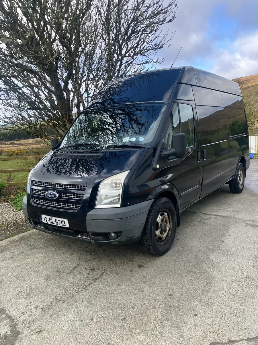 2012 Transit - Image 2