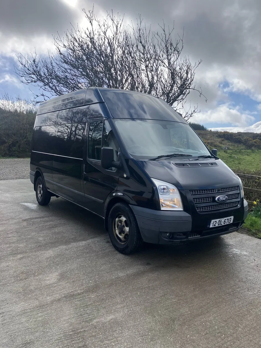 2012 Transit - Image 4
