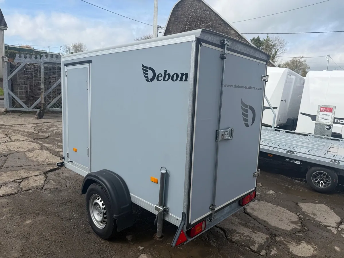 Debon C255 Box Van Trailer 8 x 4 - Image 4