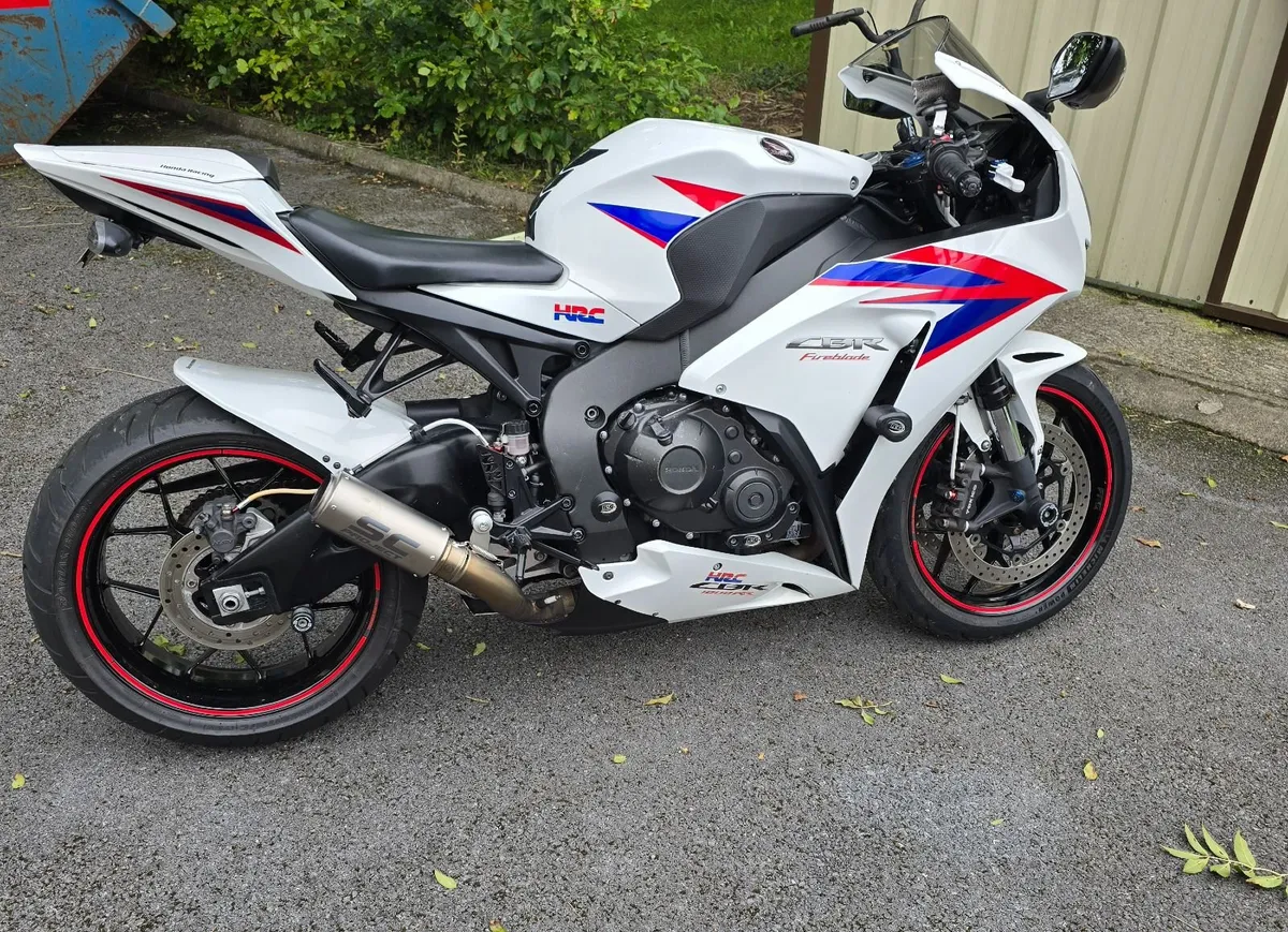 Honda Fireblade CBR1000RR - Image 2