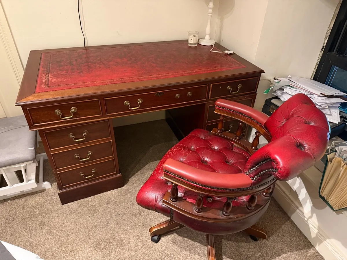 Captains desk and chair - Image 1