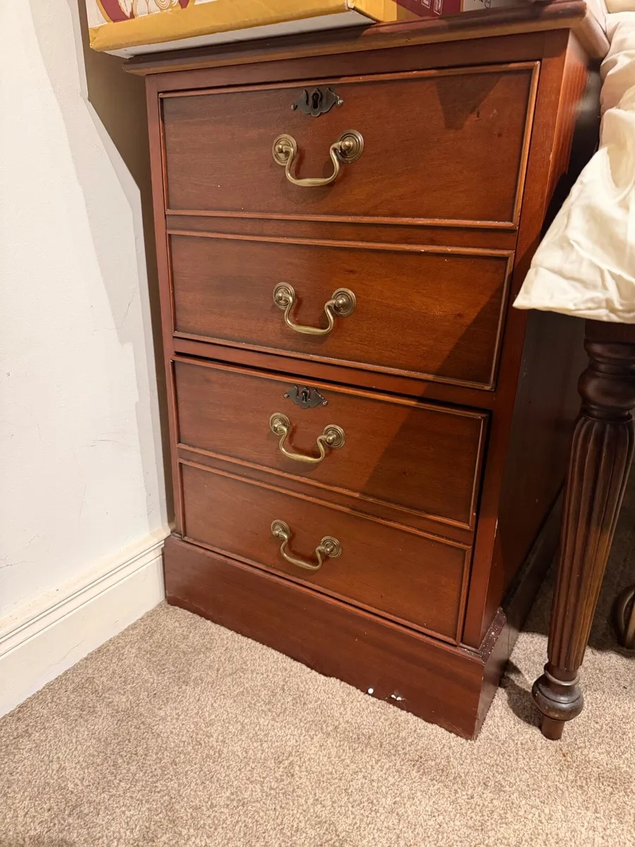 Captains desk and chair - Image 2