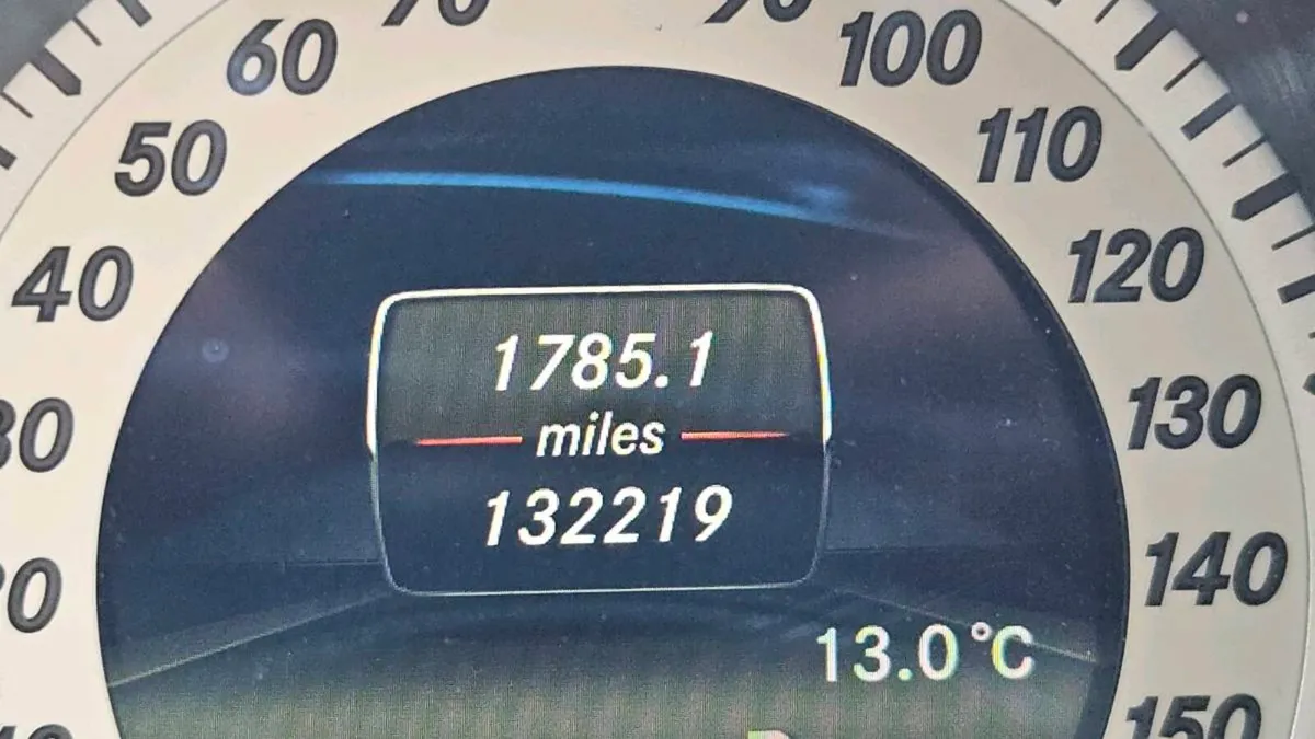 Mercedes e300 amg - Image 3