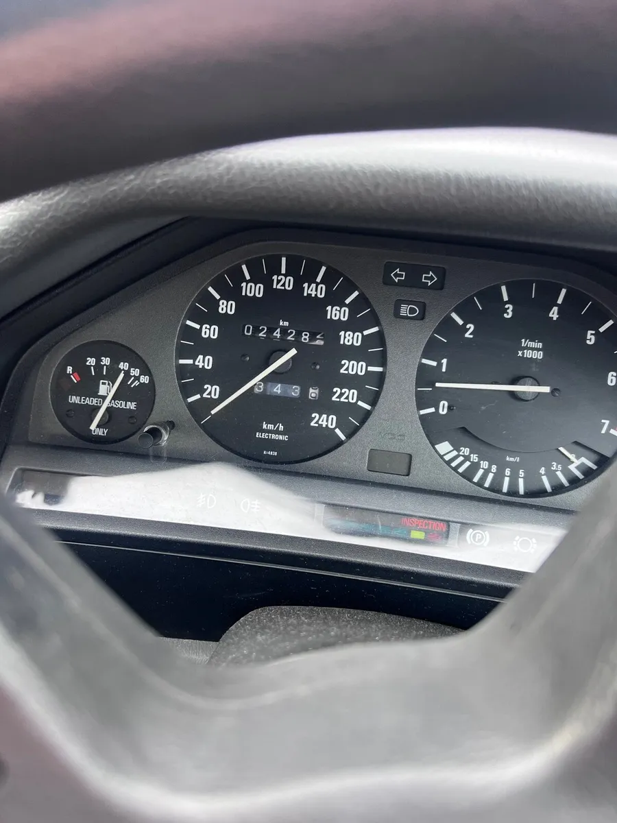 BMW 3-Series 1991 - Image 1