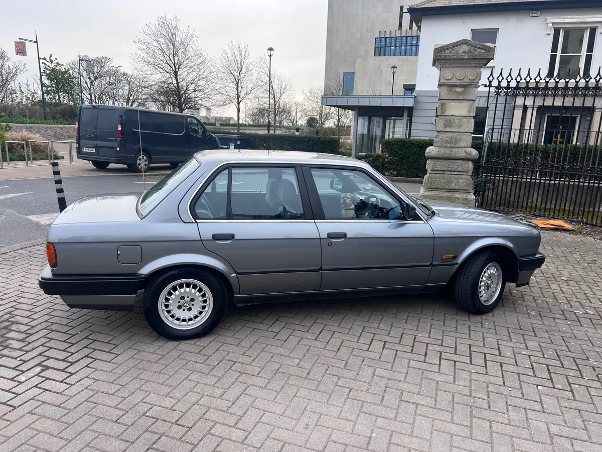 BMW 3-Series 1991 - Image 3