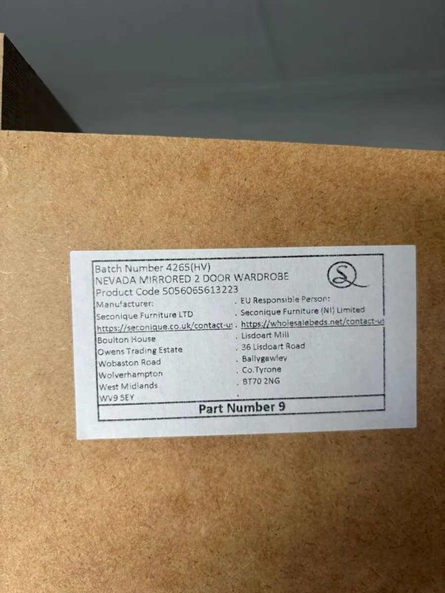 Wardrobe with Mirror - Image 3