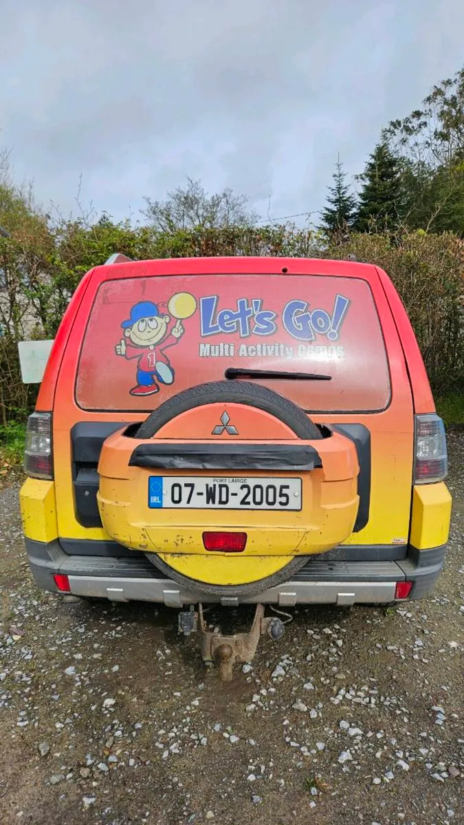 Mitsubishi Pajero LWB 3.2L - Image 2