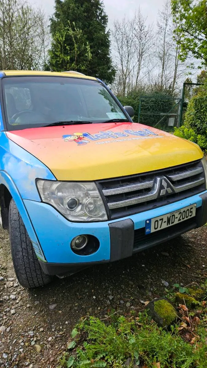 Mitsubishi Pajero LWB 3.2L - Image 4