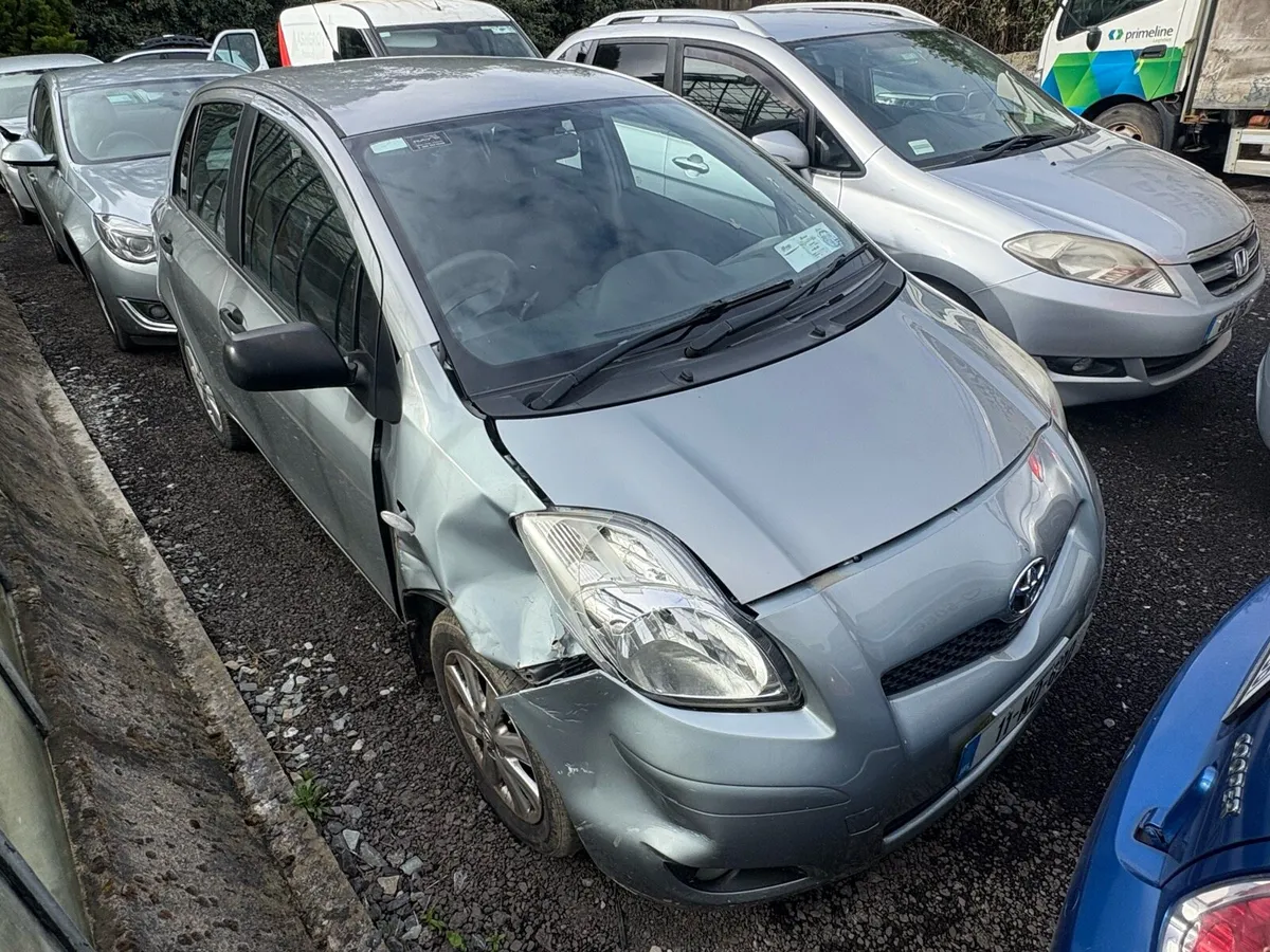 2011 Toyota Yaris NCT & TAX 08/26 - Image 2