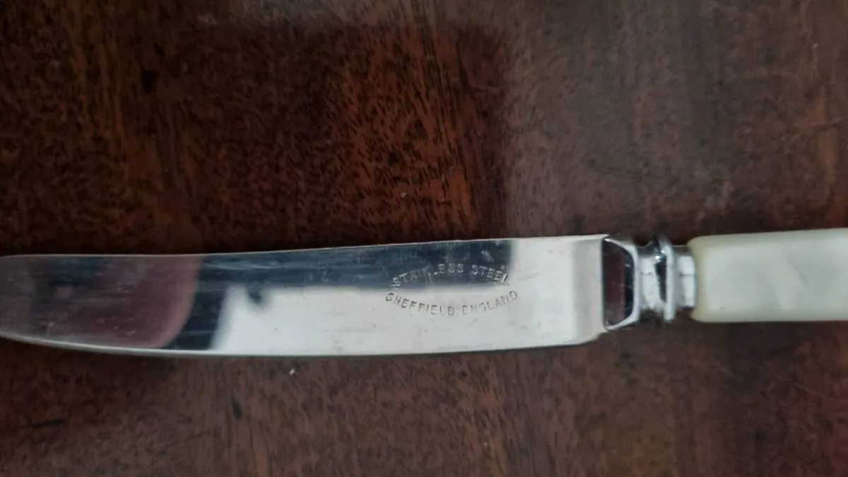 Vintage Sheffield Steel Knife Set - Image 4
