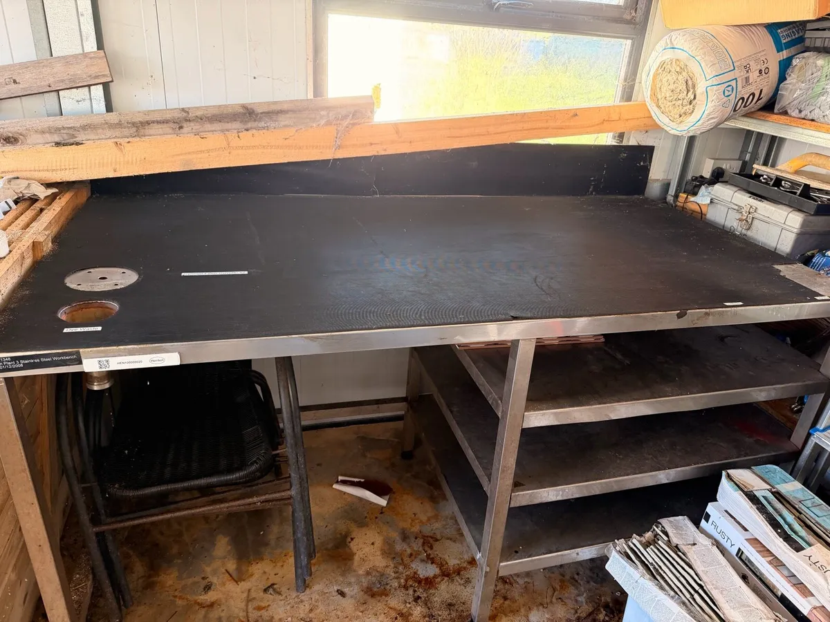 Stainless steel work bench - Image 1