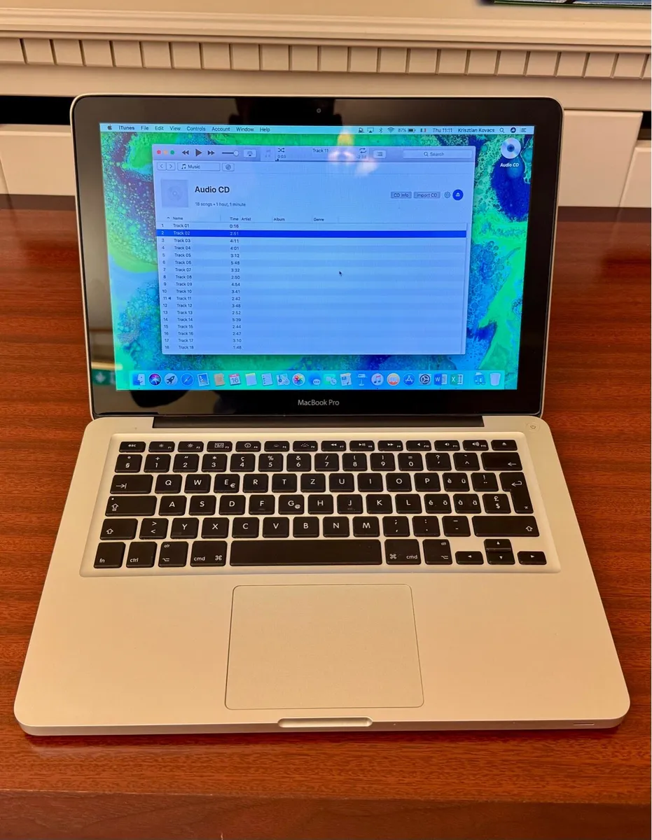 MacBook Pro 13 inch - Image 1