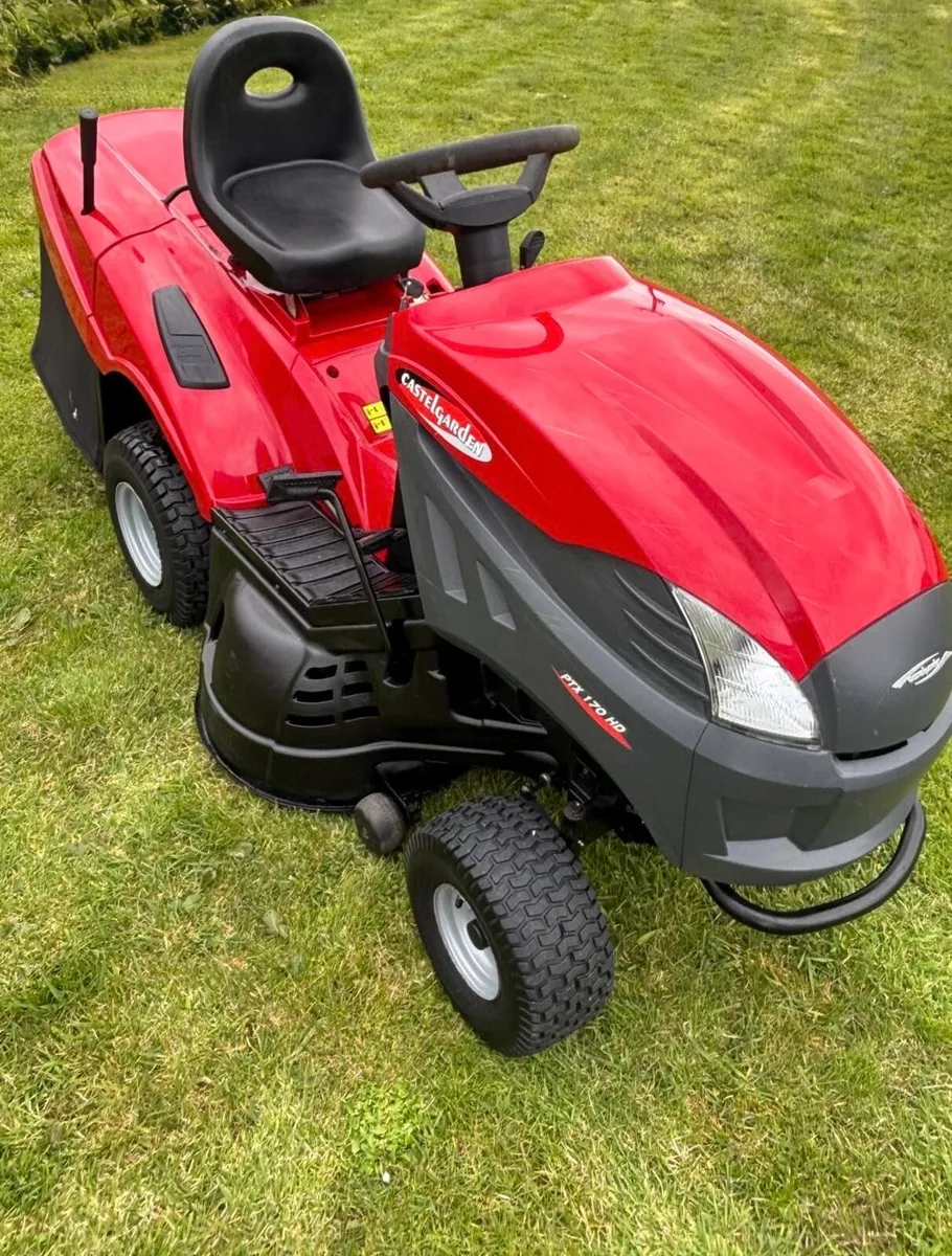 Immaculate one owner CASTLEGARDEN - Image 1