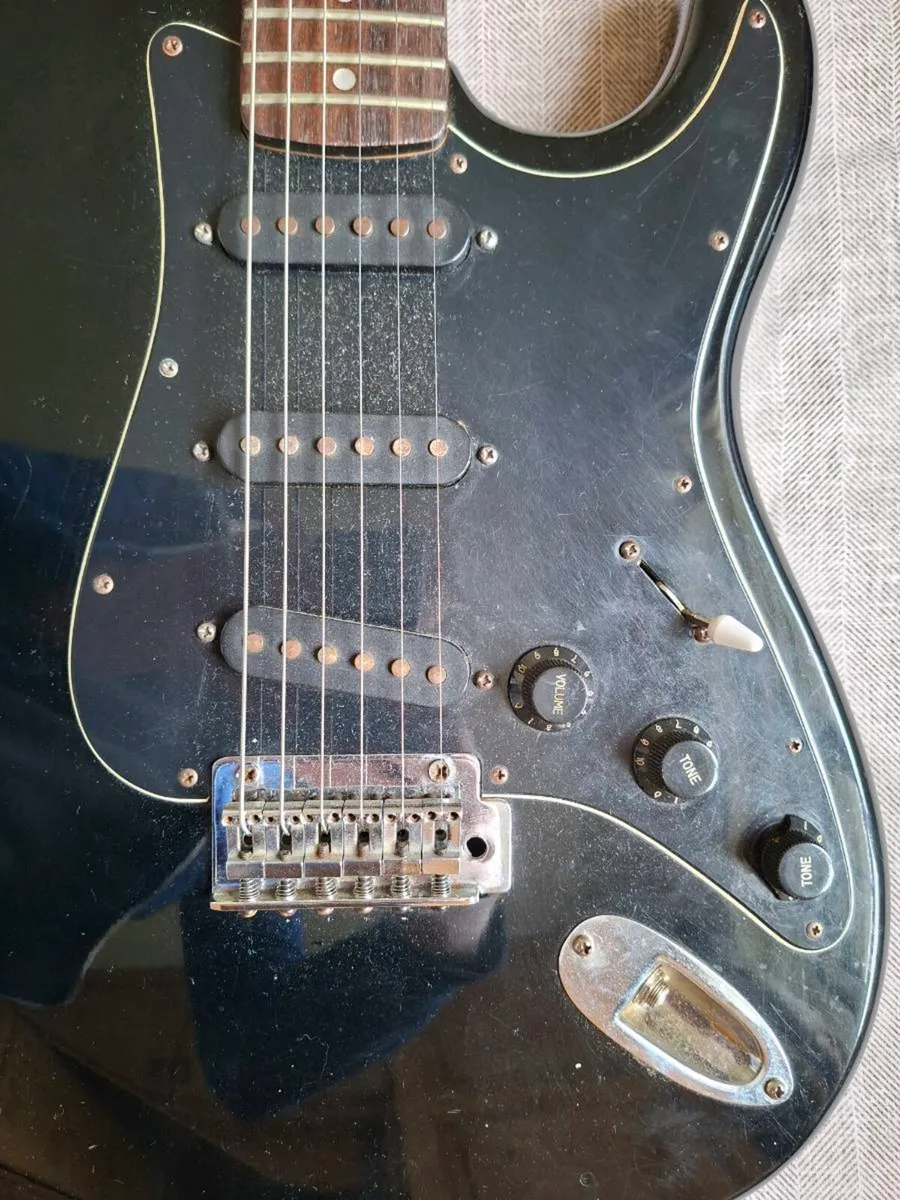 Epiphone Gibson strat - Image 1