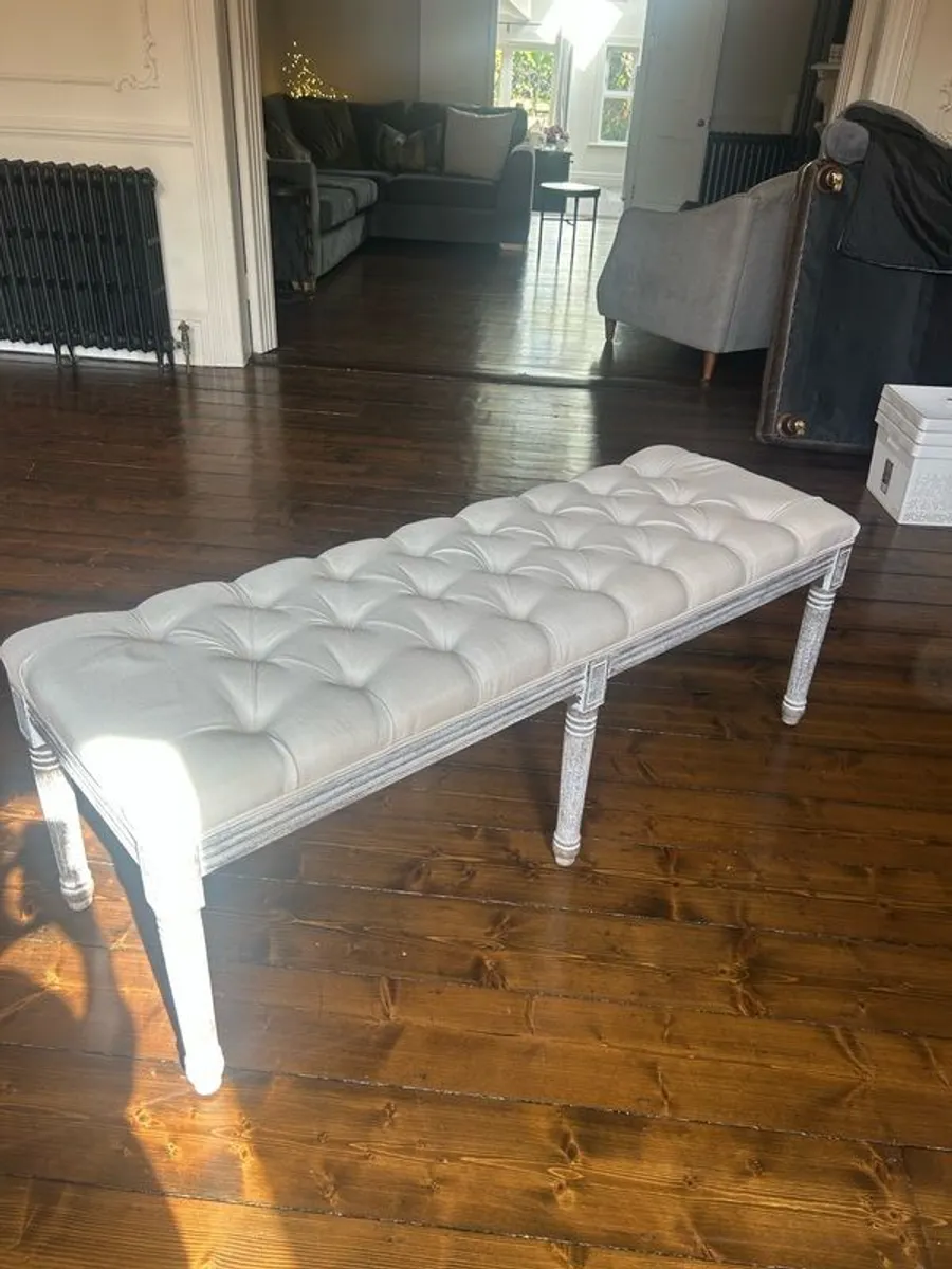 bench/stool/chaise lounge/end of bed bench - Image 2