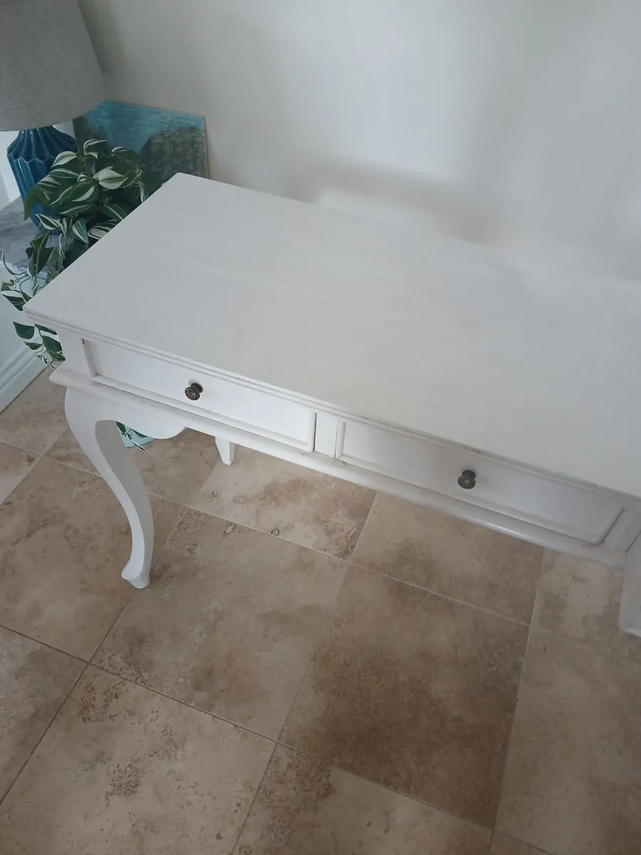 Console table - Image 3
