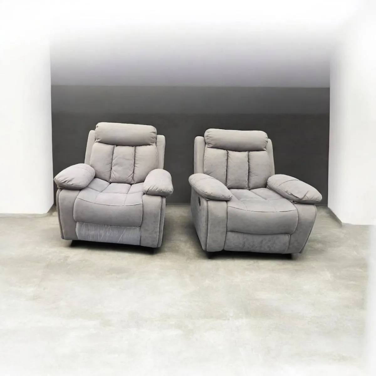 Ex display as new pair of recliner chairs