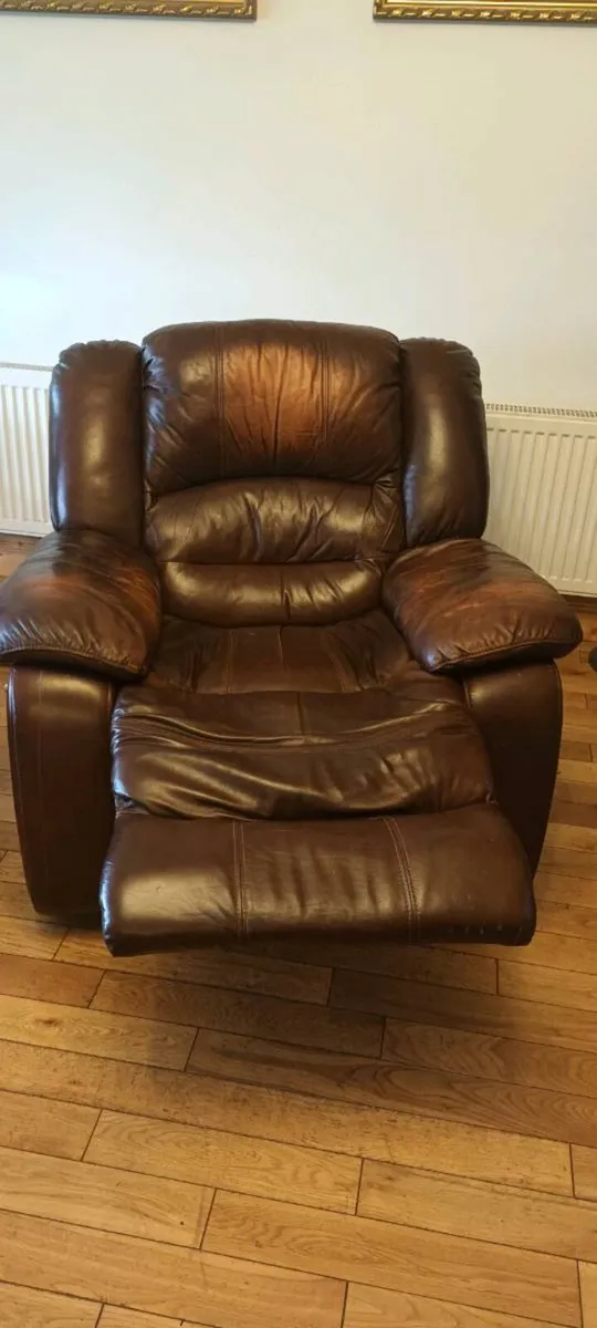 Ride on mower - Image 2