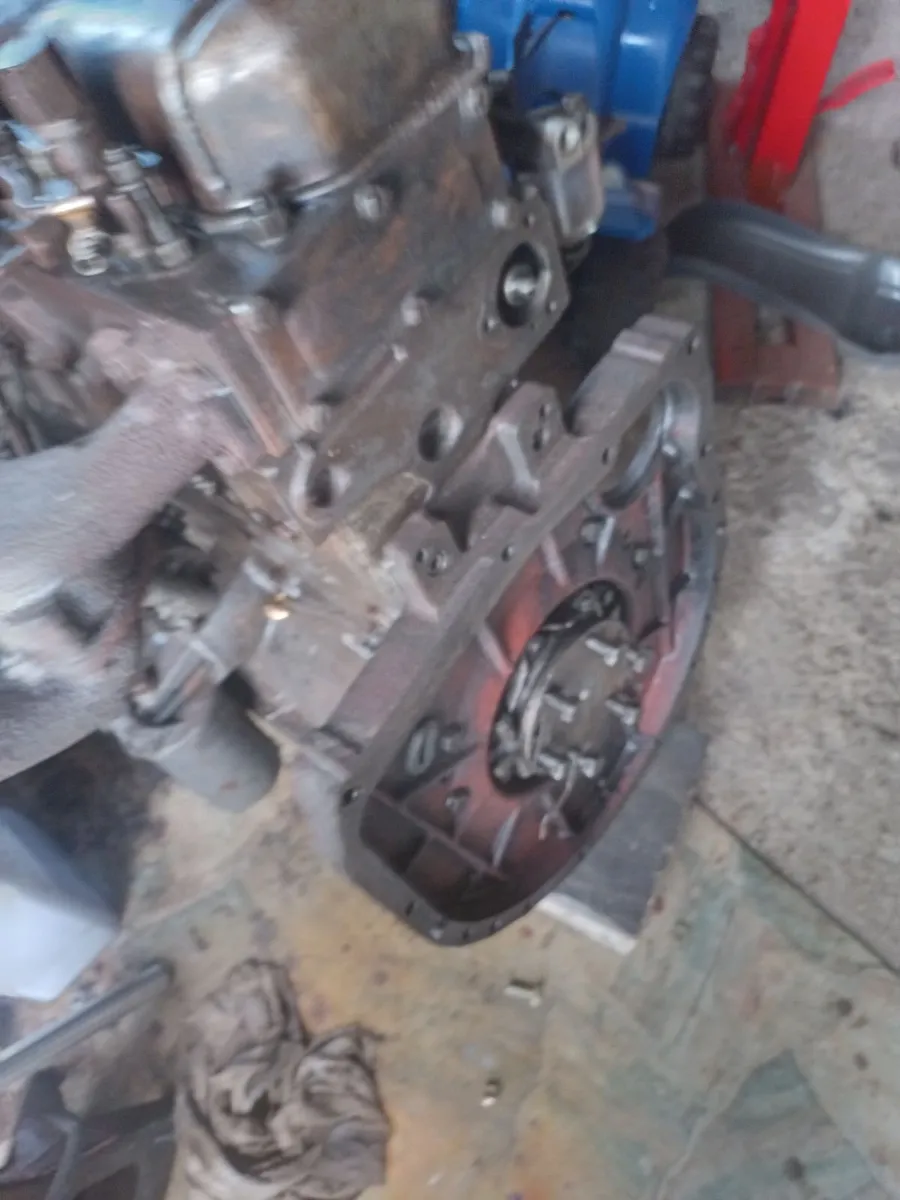 Tractor parts - Image 3