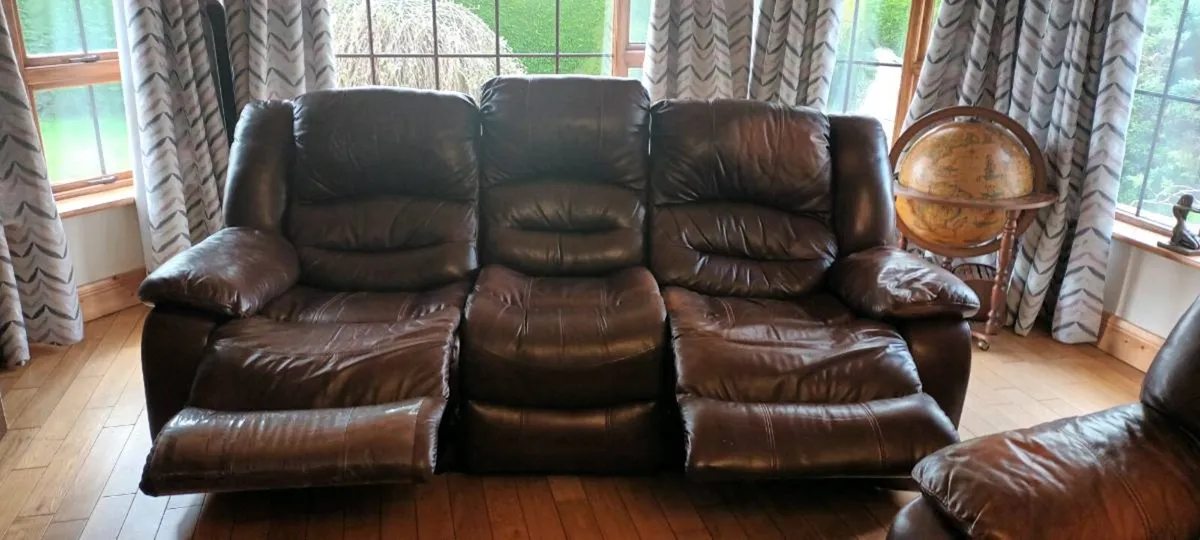 Ride on mower - Image 1