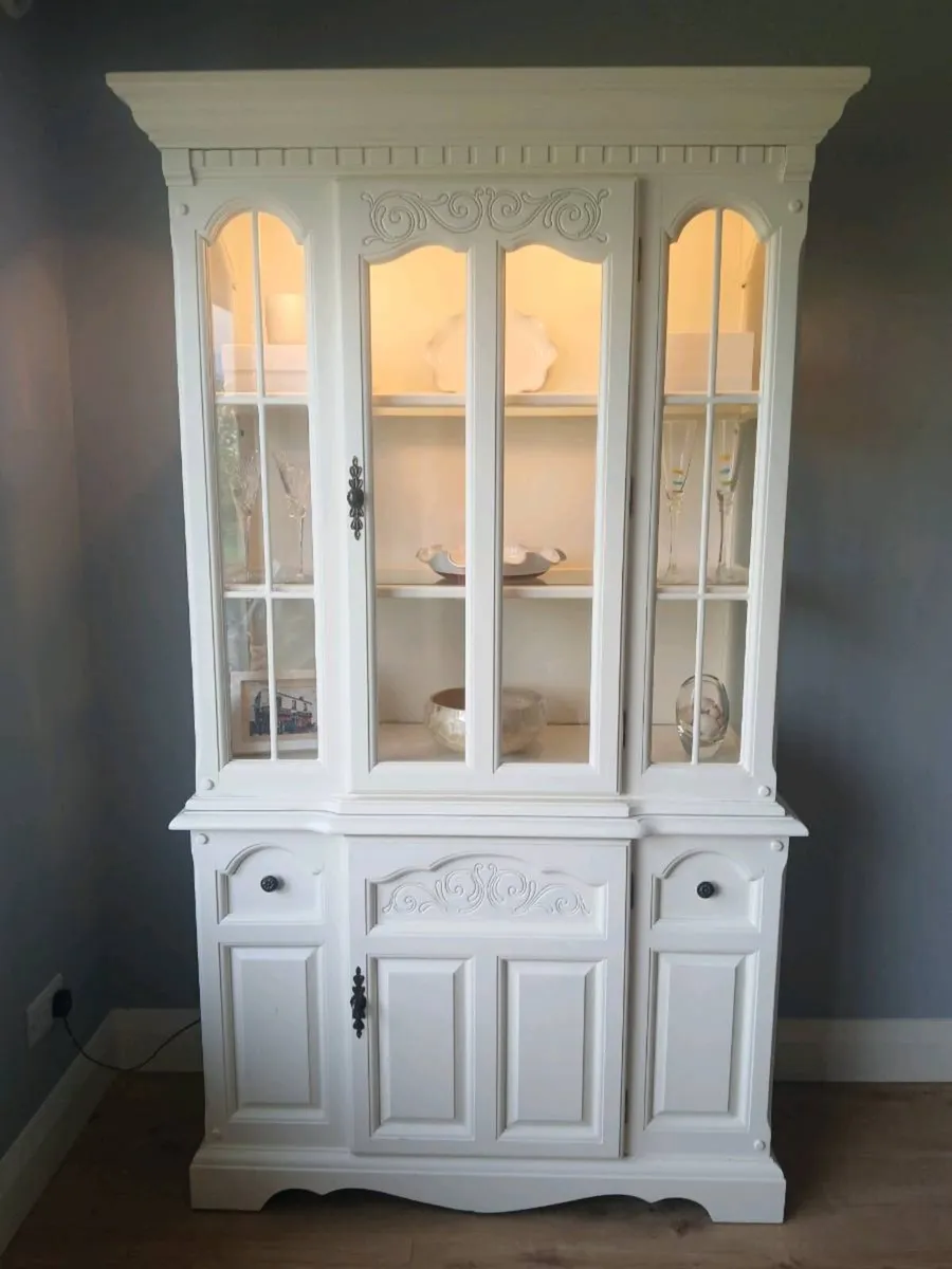 FRENCH STYLE DRESSER - OPEN TO OFFERS - Image 3