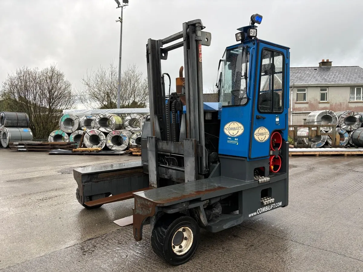 2011 Combilift C6000 Forklift - Low Working Hours! - Image 2