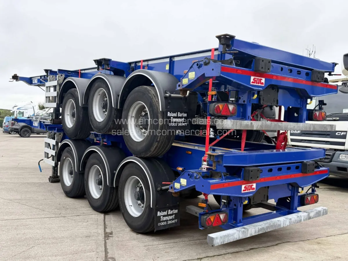 2022 SDC SLIDING SKELETAL TRAILER - Image 3