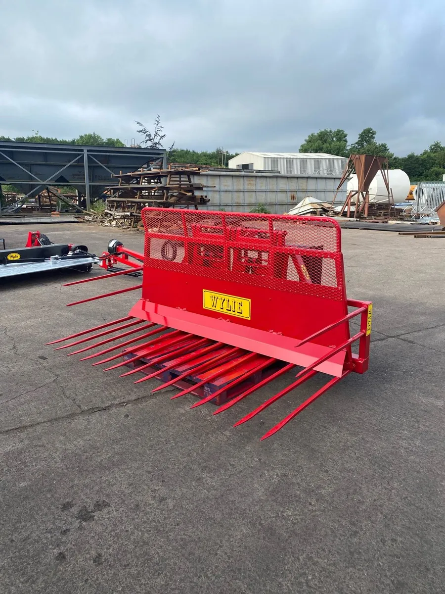 Buckrake buck rake silage grass wylie tractor - Image 3