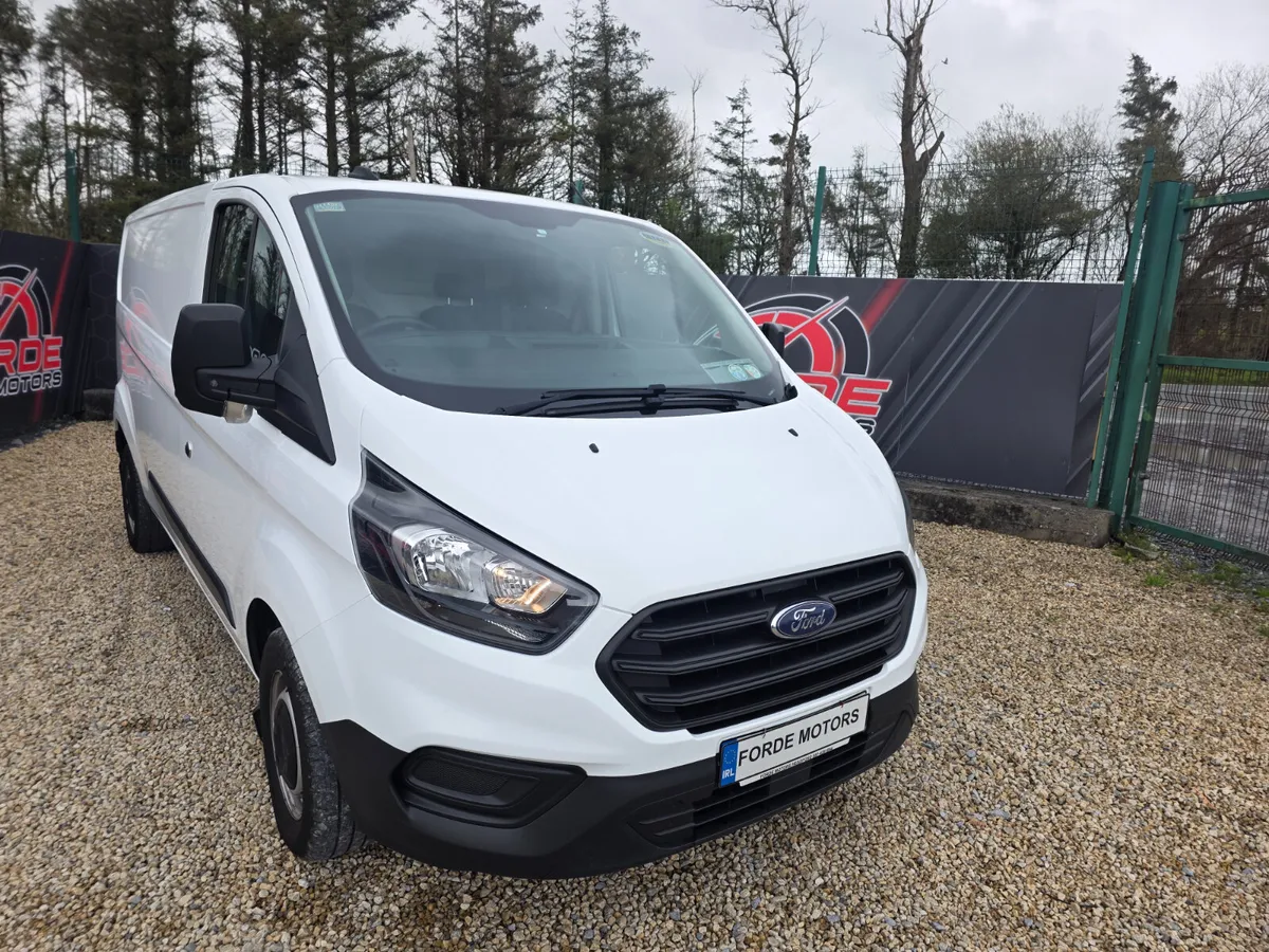 Ford Transit Custom 2022 - Image 1
