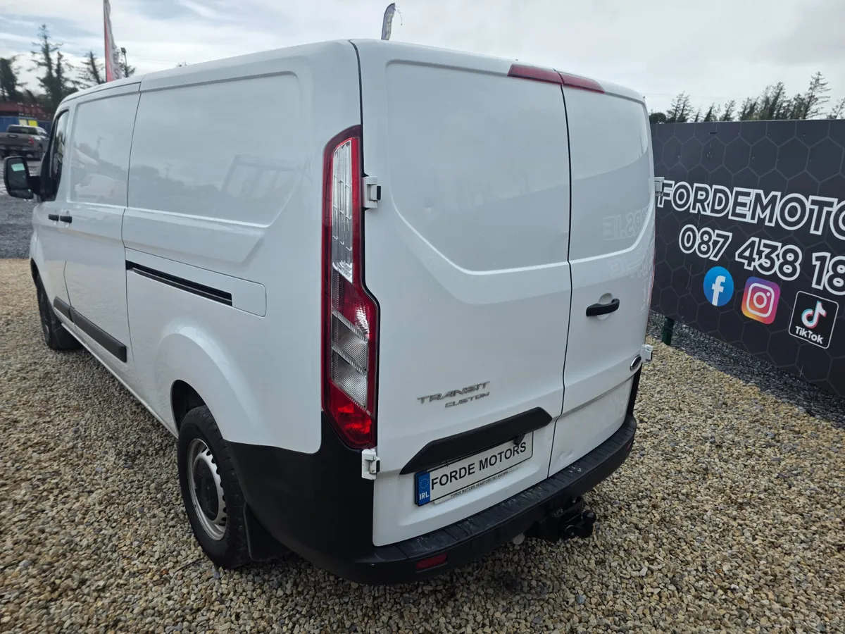 Ford Transit Custom 2022 - Image 3