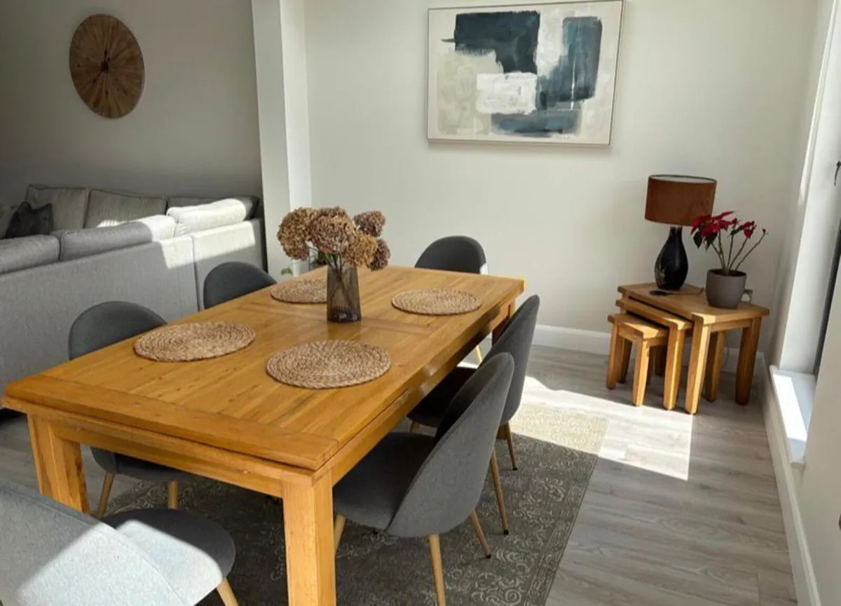 Dining Table - Image 2