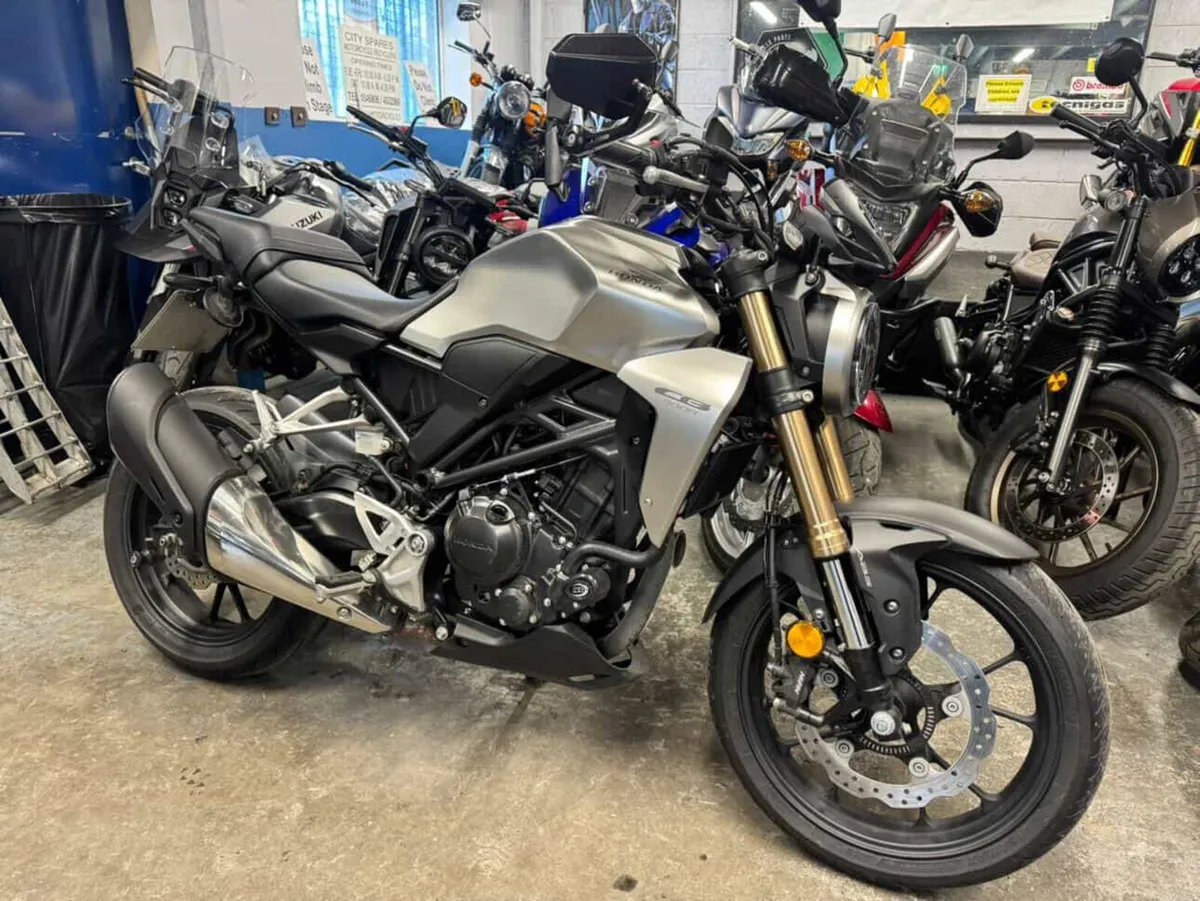 2021 Honda CB300R - Image 2