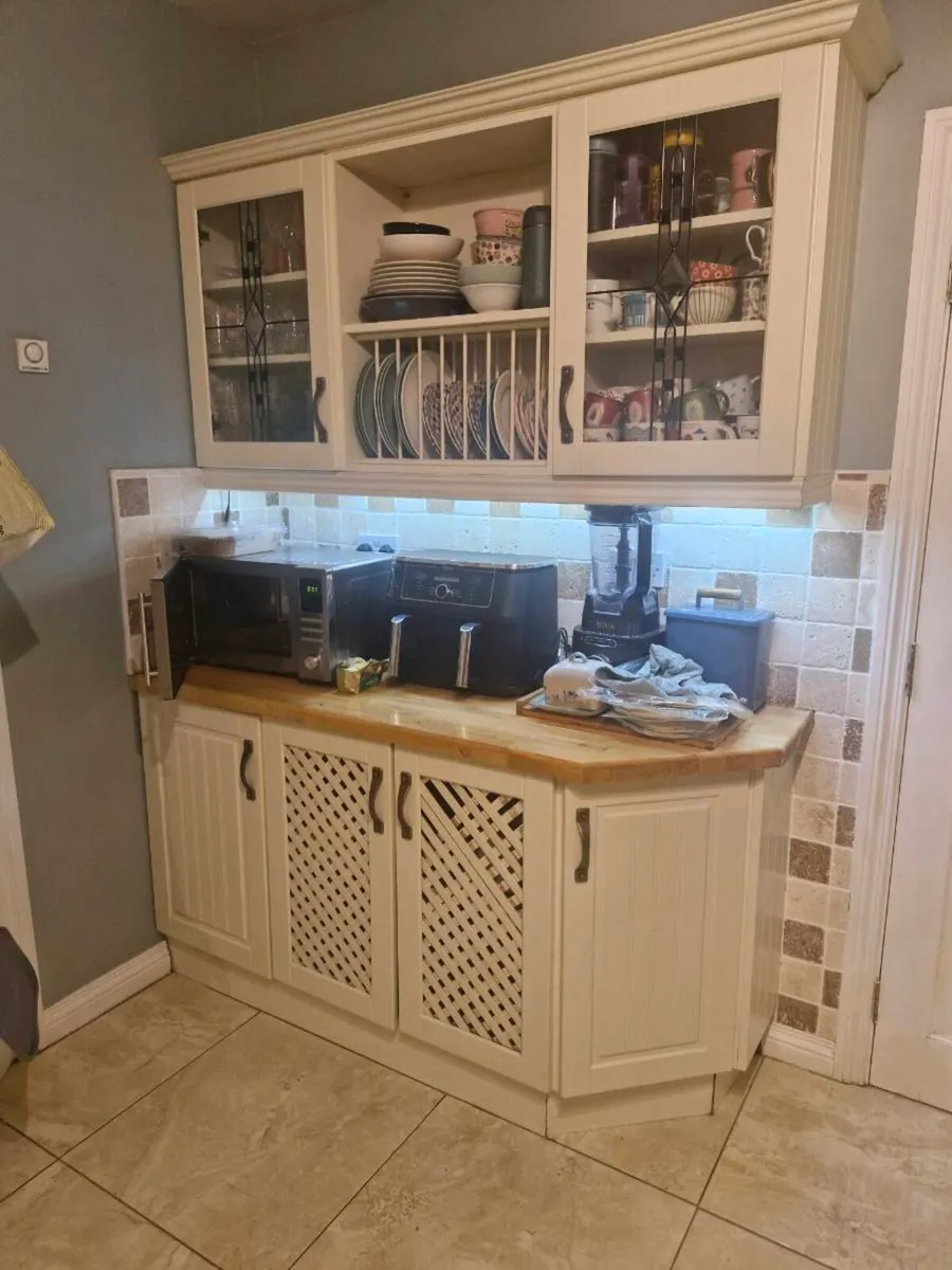 Kitchen and appliances - Image 4