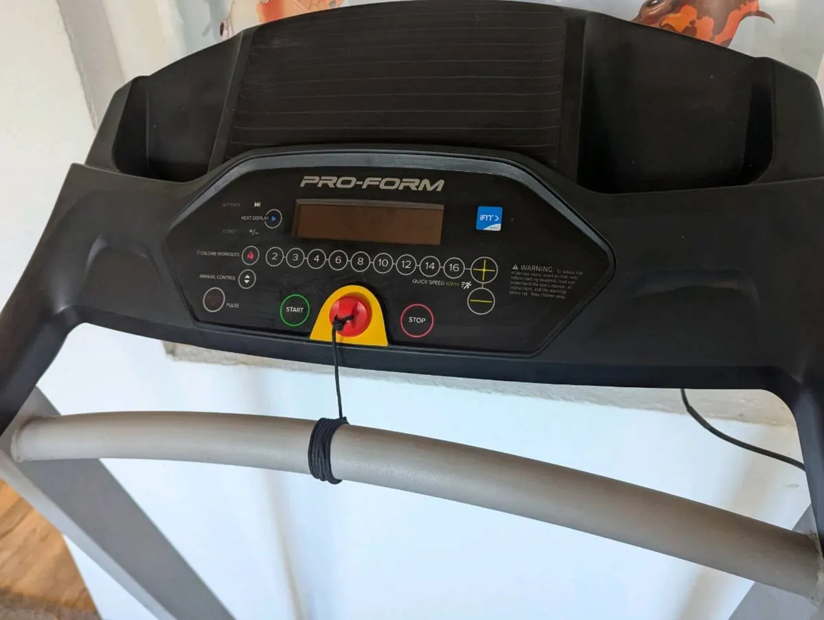 Pro-Form 105 CST Treadmill - Image 4