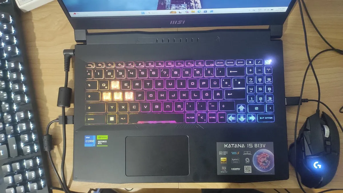 MSI Katana 15 i7 RTX 4070 144Hz + Logitech Bundle - Image 2