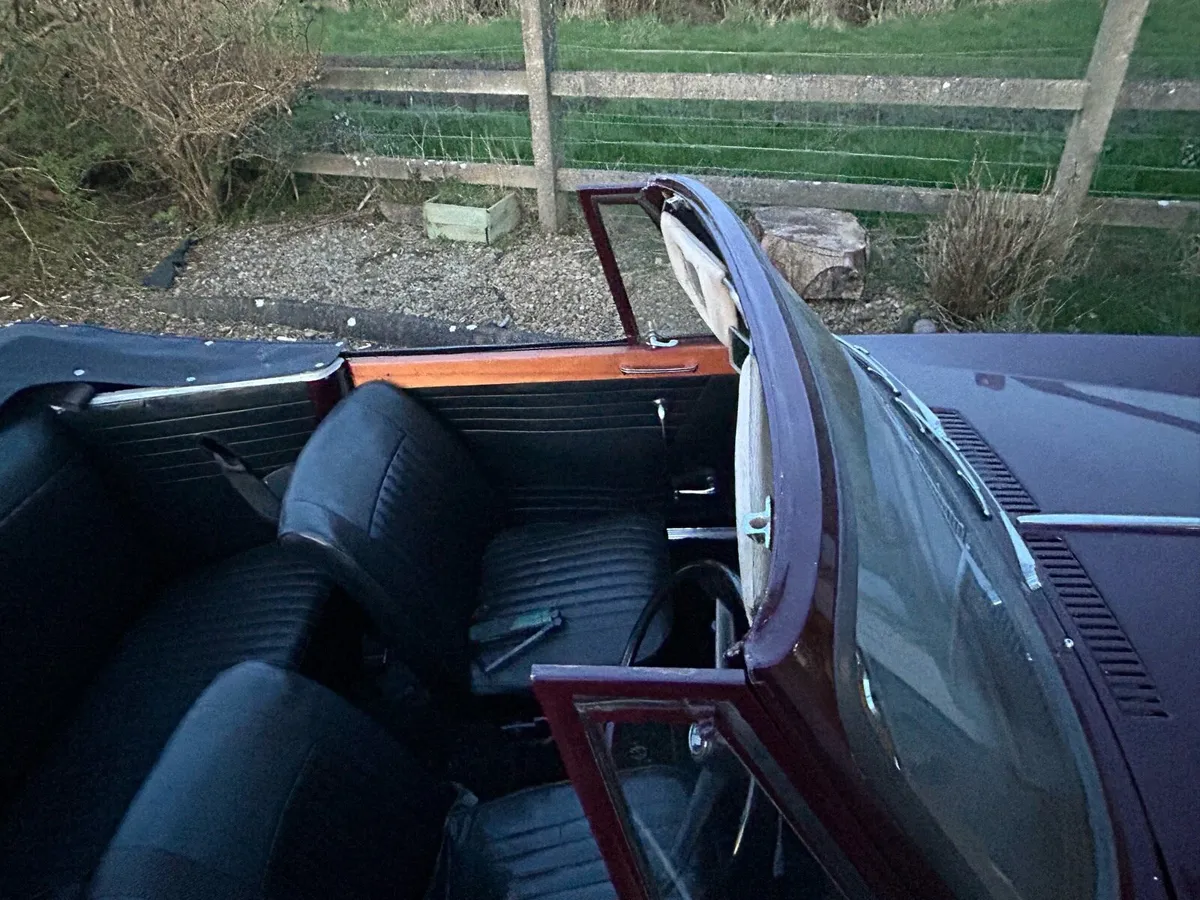 Triumph Herald Convertible - Image 4