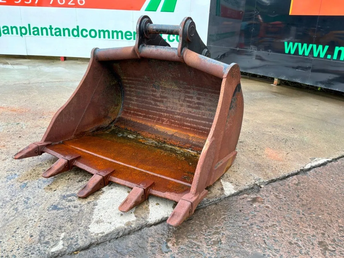 60"  WBB DIGGING BUCKET......80mm PINS...REPAIRS. - Image 3