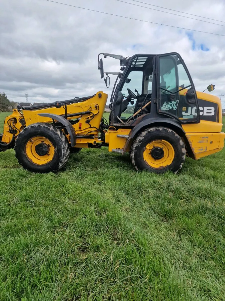 Jcb 320S - Image 3