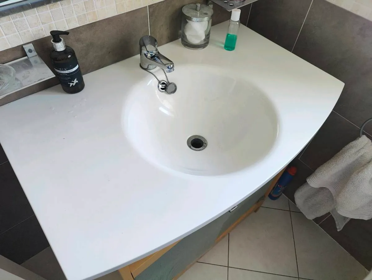 Bathroom sink Unit - Image 3