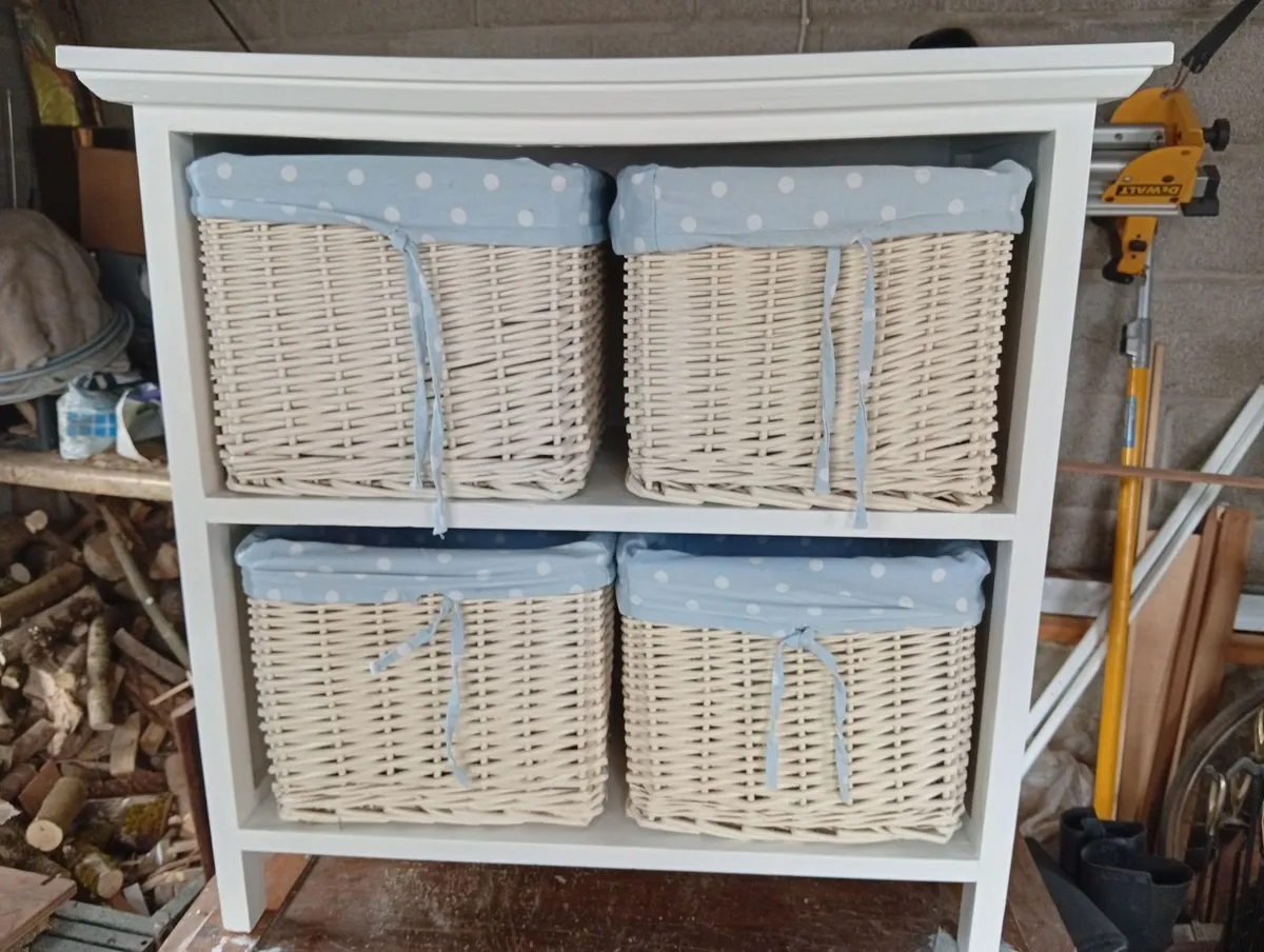 4 basket storage - Image 1